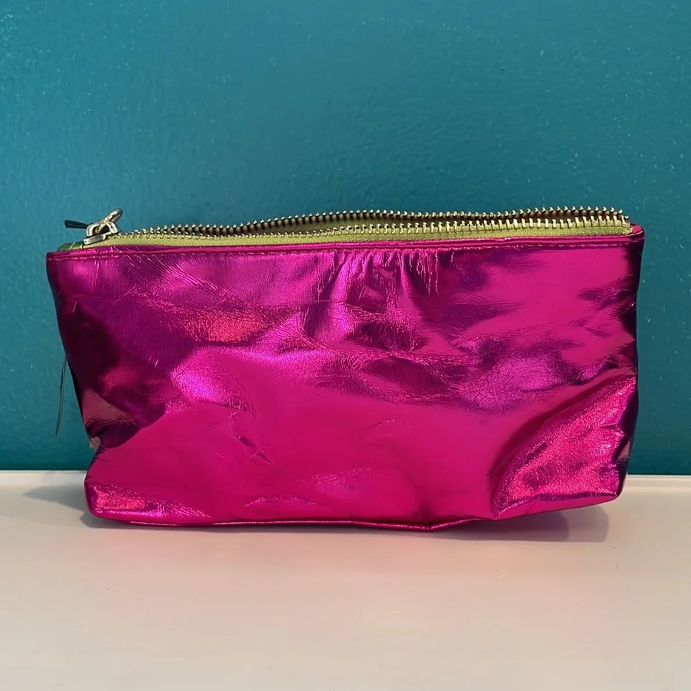 NWT Elf Pink Cosmetic Bag - Picture 2 of 10